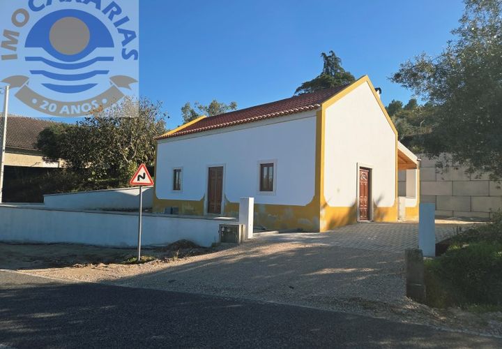 Villa i Ourem, Santarem, Ourem - € 200.000 | Ref: CAS_753 - foto 1