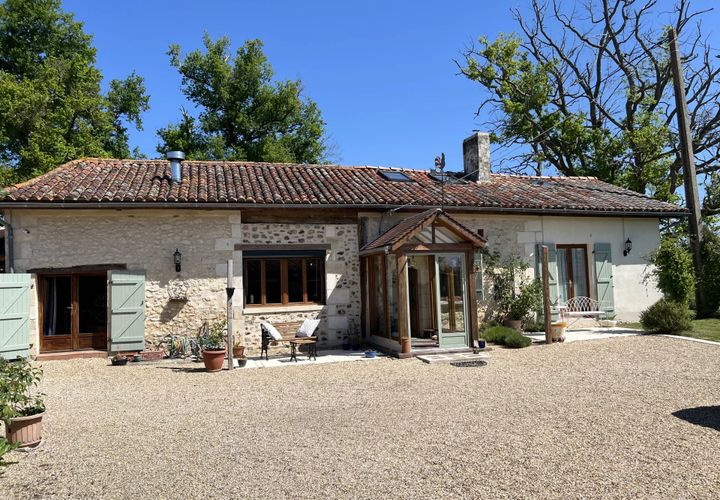 Landejendom i Riberac, Dordogne, Riberac - € 360.000 | Ref: BVI79993 - foto 1