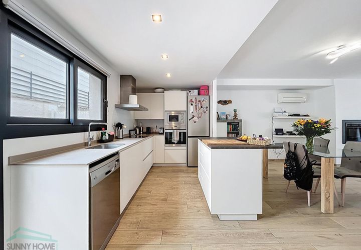 Villa i Albir, Alicante, Albir - € 430.000 | Ref: SLV8-9854Z - foto 1