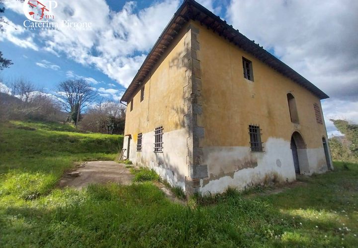 Landejendom i Dicomano, Florence, Dicomano - € 230.000 | Ref: VILL91 - foto 1