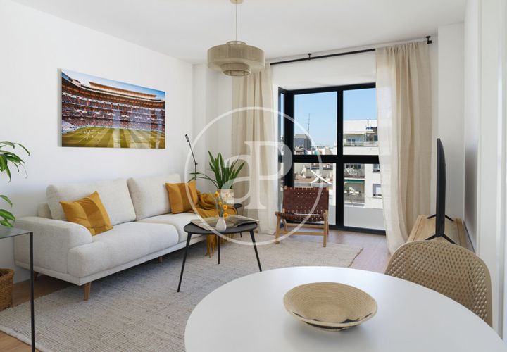 Apartament a Madrid, Madrid, Madrid - € 2.600/mes | Ref: AM2505079 - foto 1