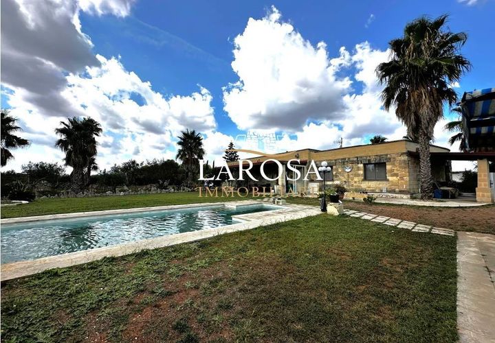 Villa i Vernole, Lecce, Vernole - € 500.000 | Ref: cod.090 - foto 1