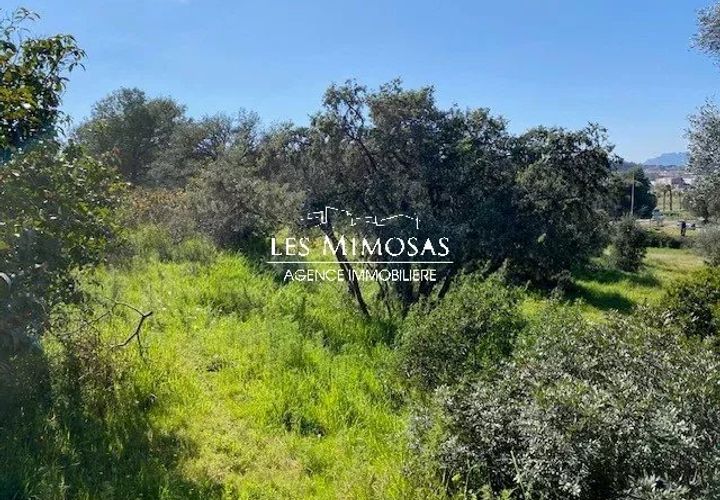 Helårsgrund i Frejus, Var, Frejus - € 280.000 | Ref: 7166 - foto 1