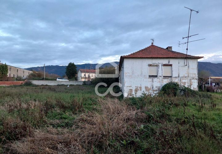 Rækkehus i Chaves, Vila Real, Chaves - € 82.000 | Ref: 322/M/02319 - foto 1