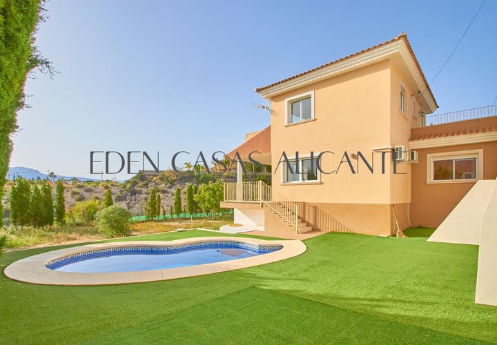 Villa i Busot, Alicante, Busot - € 360.000 | Ref: 01397/8734 - foto 1