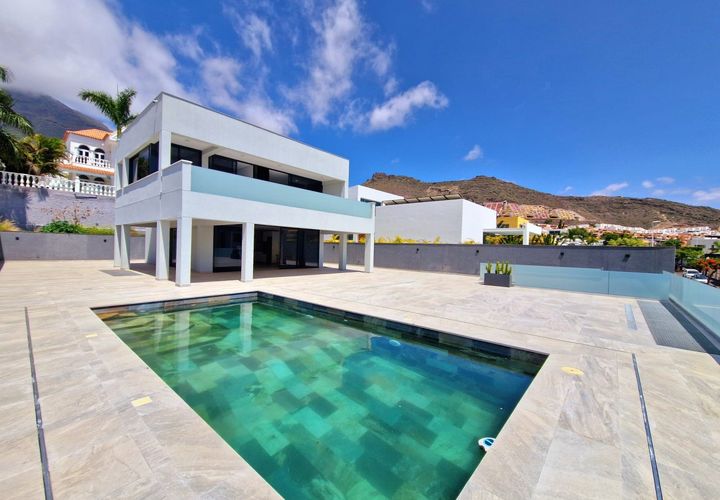 Villa i Adeje, Tenerife, Adeje - € 1.750.000 | Ref: V0835-3C - foto 1