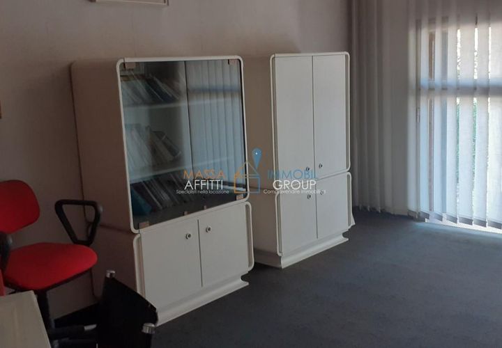 Erhvervsejendom i Massa, Massa and Carrara, Massa - € 115.000 | Ref: 3075 - foto 1
