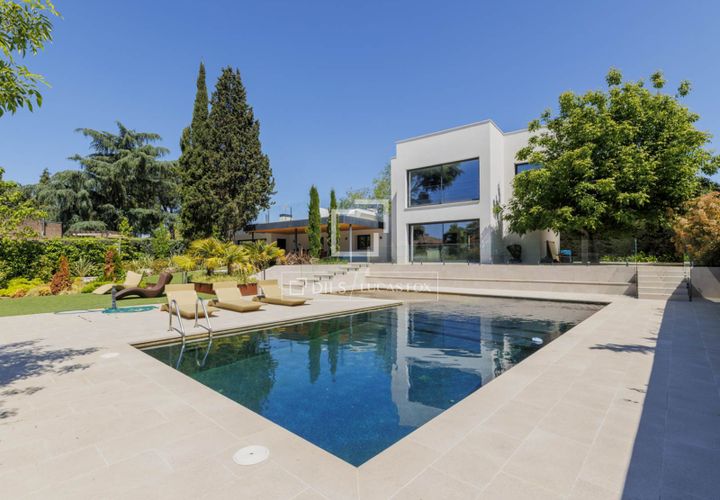 Villa a Boadilla Del Monte, Madrid, Boadilla Del Monte - € 3.300.000 | Ref: POZ59837 - foto 1