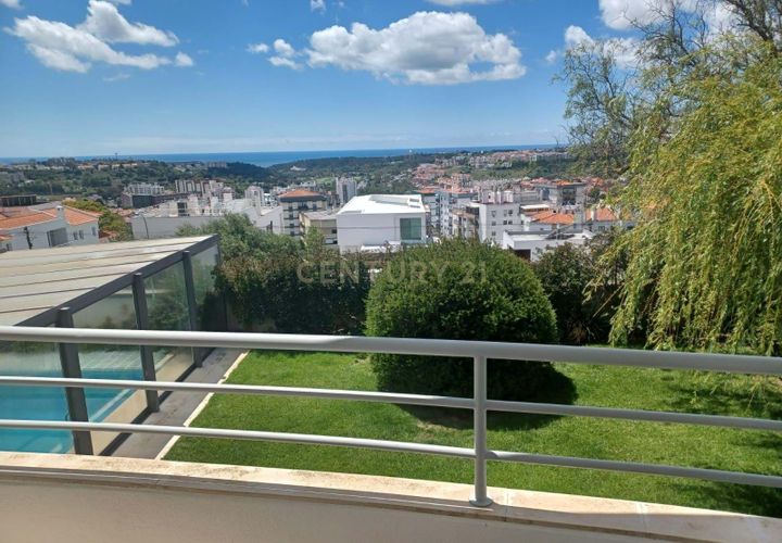 Villa a Carnaxide, Lisbon, Carnaxide - € 1.795.000 | Ref: C0212-04220 - foto 1
