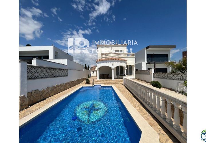 Villa i Empuriabrava, Gerona, Empuriabrava - € 795.000 | Ref: 3365 - foto 1