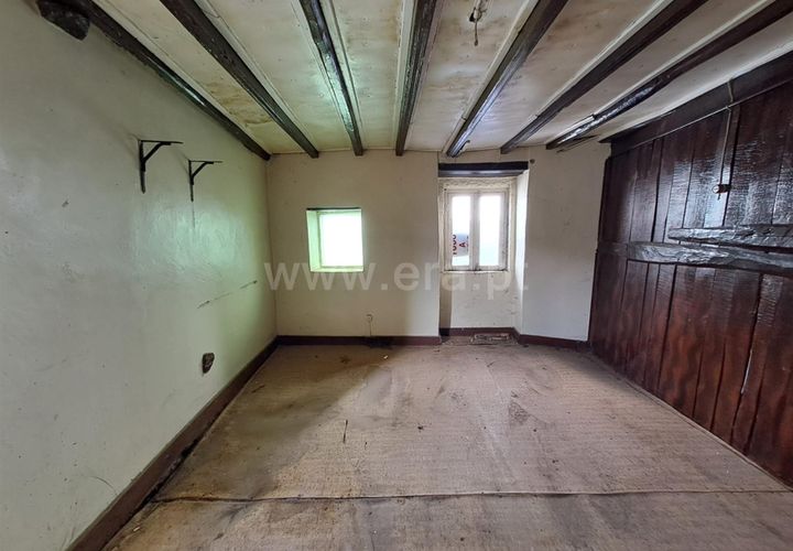 Landsbyhus i Covilha, Castelo Branco, Covilha - € 38.500 | Ref: 394250002 - foto 1