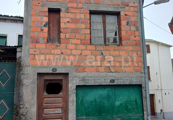 Landsbyhus i Fundao, Castelo Branco, Fundao - € 42.500 | Ref: 394250038 - foto 1