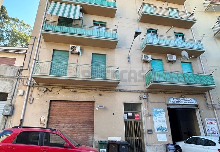 Lejlighed i Caltanissetta, Caltanissetta, Caltanissetta - € 48.000 | Ref: 1625 - foto 1