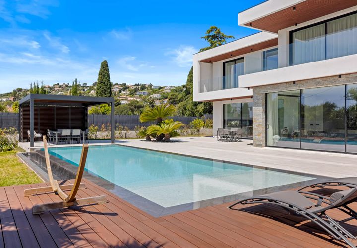 Villa i Antibes, Alpes-Maritimes, Antibes - € 3.290.000 | Ref: HH-15800938 - foto 1