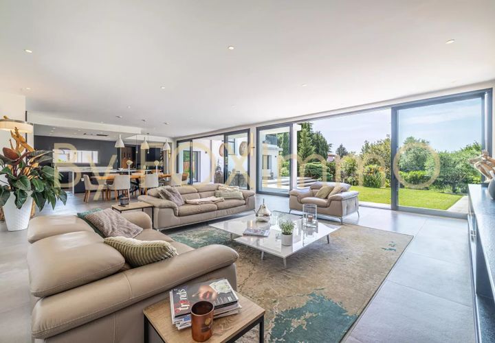 Villa i Biot, Alpes-Maritimes, Biot - € 4.980.000 | Ref: 3703MMASBE - foto 1