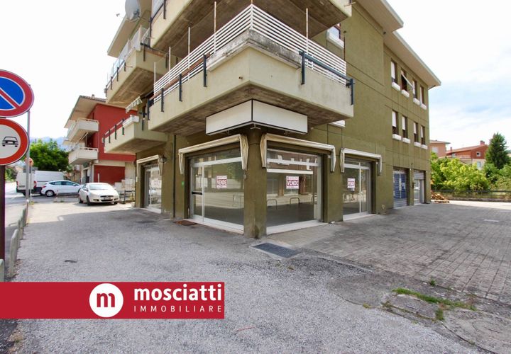 Erhvervsejendom i Matelica, Macerata, Matelica - € 120.000 | Ref: CM/1 - foto 1
