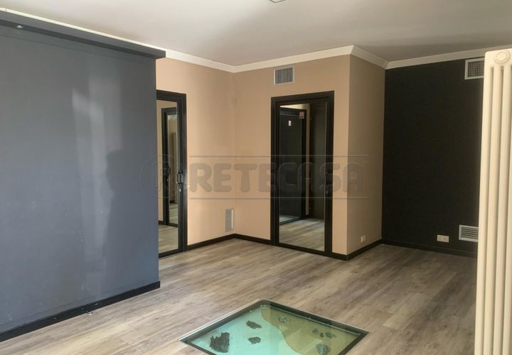 Erhvervsejendom i Seriate, Bergamo, Seriate - € 160.000 | Ref: ILOMM - foto 1