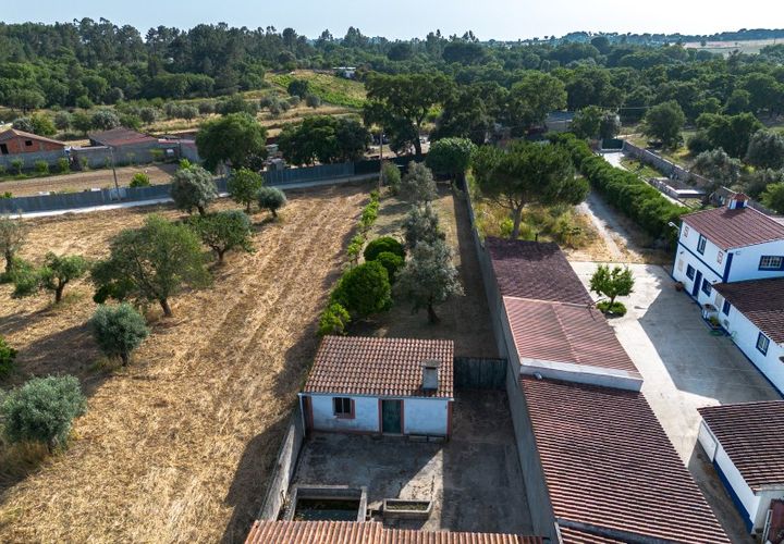 Helårsgrund i Olaia e Paco, Santarem, Olaia e Paco - € 75.000 | Ref: C0269-02004 - foto 1
