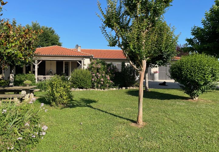 Villa i Monclar, Lot-et-Garonne, Monclar - € 349.800 | Ref: 88017 - foto 1