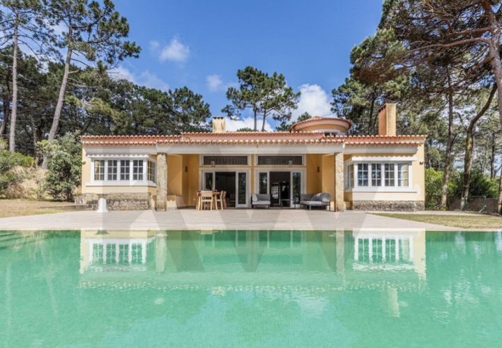 Villa i Almocageme, Lisbon, Almocageme - € 2.550.000 | Ref: KWPT-015328 - foto 1