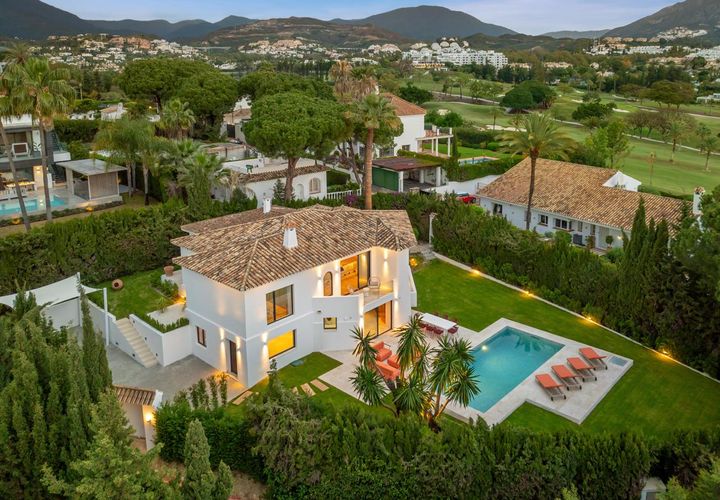 Villa i Marbella, Malaga, Marbella - € 2.995.000 | Ref: SVVillaMadrisa - foto 1