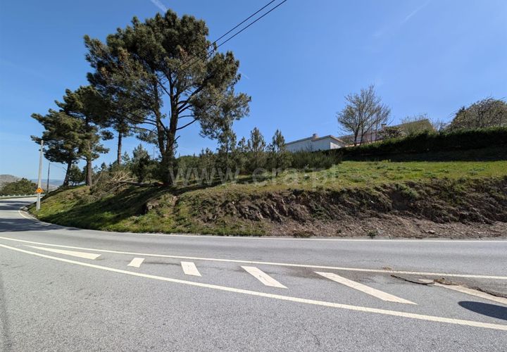 Helårsgrund i Guarda, Guarda, Guarda - € 60.000 | Ref: 046250129 - foto 1