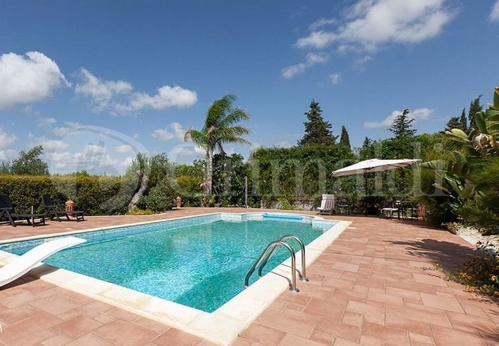 Villa i Tuglie, Lecce, Tuglie - € 590.000 | Ref: 590TUGLIE - foto 1