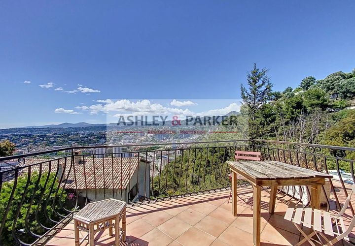 Villa i Nice, Alpes-Maritimes, Nice - € 2.396.000 | Ref: DD3023 - foto 1