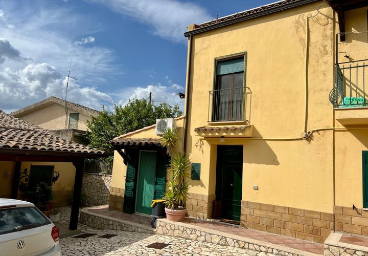 Villa a Caltanissetta, Caltanissetta, Caltanissetta - € 115.000 | Ref: 1841122 - foto 1