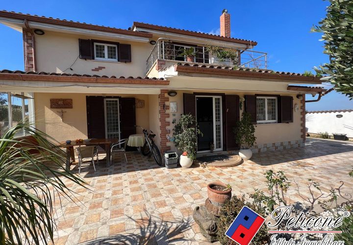 Villa a Anzio, Rome, Anzio - € 360.000 | Ref: V391 - foto 1