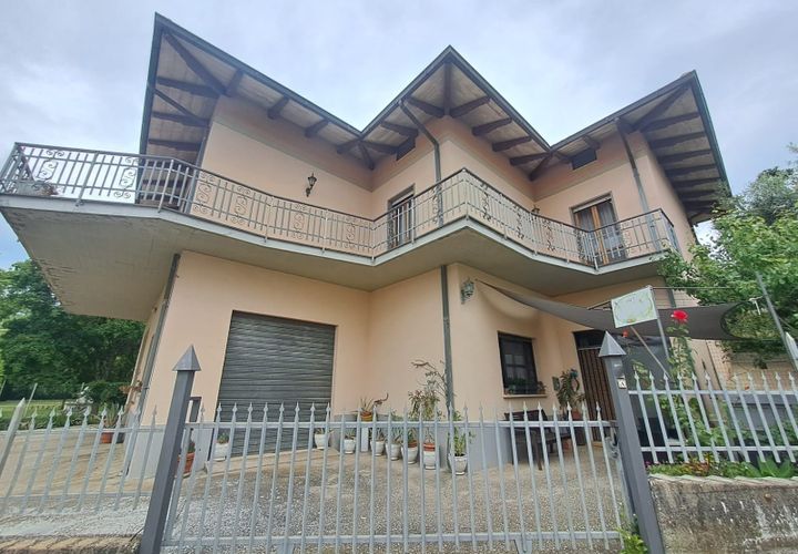 Villa i Giove, Terni, Giove - € 290.000 | Ref: Rif20 - foto 1