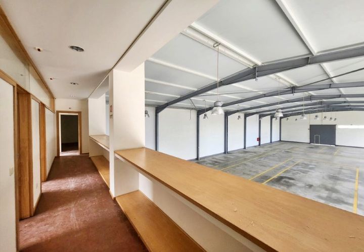 L'establiment comercial a Amarante, Porto, Amarante - € 4.000/mes | Ref: RO2575 - foto 1