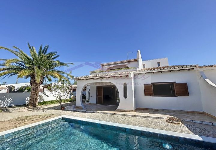 Villa i Guia, Faro, Guia - € 750.000 | Ref: 311/2025 - foto 1