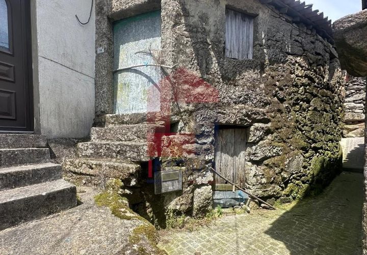 Byhus i Ponte da Barca, Viana do Castelo, Ponte da Barca - € 29.900 | Ref: 08637 - foto 1