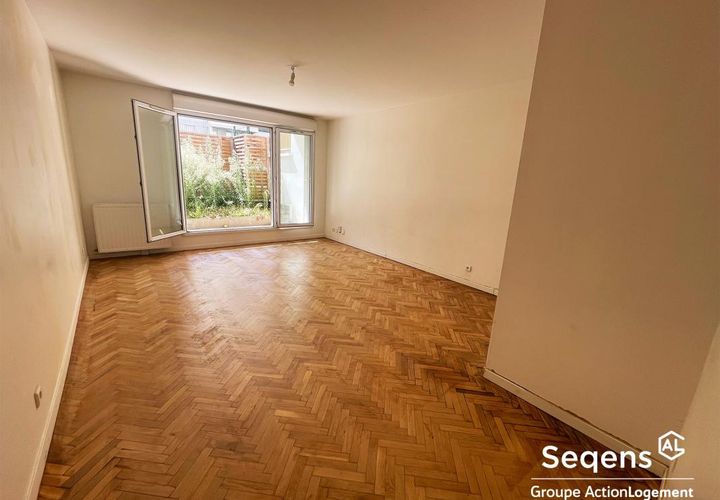 Lejlighed i Suresnes, Hauts-de-Seine, Suresnes - € 375.000 | Ref: 92-20-005408 - foto 1