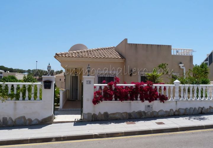 Villa a Pinar De Campoverde, Alicante, Pinar De Campoverde - € 229.950 | Ref: 1A - foto 1