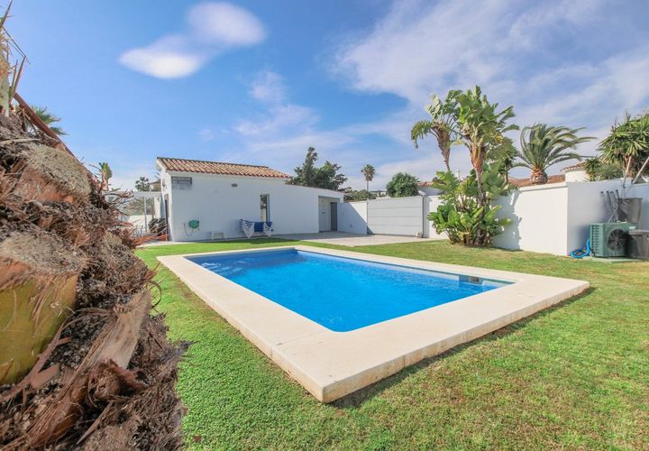 Villa a Estepona, Malaga, Estepona - € 1.645.000 | Ref: SPP3614063-FO - foto 1