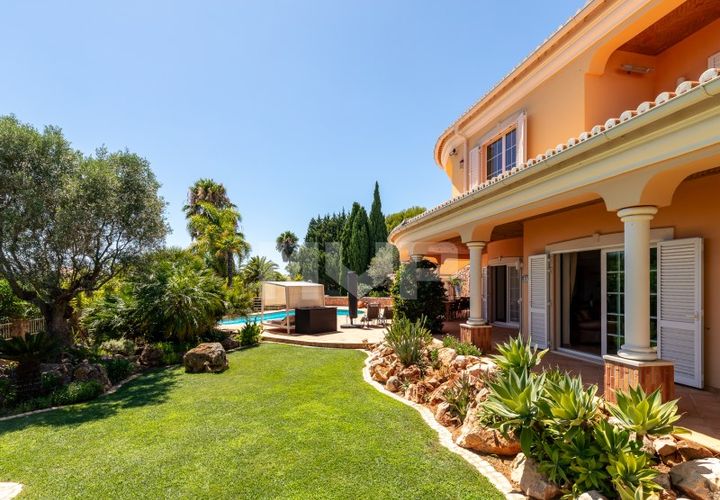 Villa i Carvoeiro, Faro, Carvoeiro - € 1 490 000 | Ref: 170240055 - foto 1