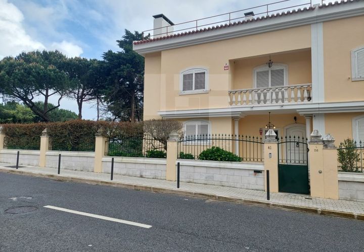 Rækkehus i Amadora, Lisbon, Amadora - € 1.120.000 | Ref: MOR_10389 - foto 1