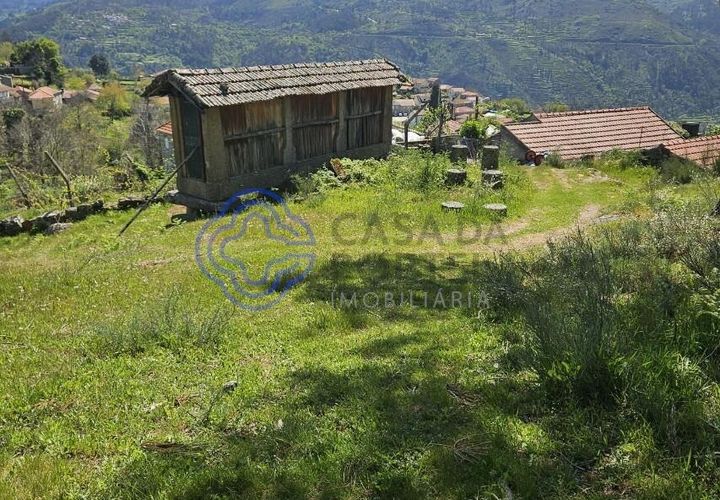 Helårsgrund i Cinfaes, Viseu, Cinfaes - € 67.500 | Ref: 1104081 - foto 1