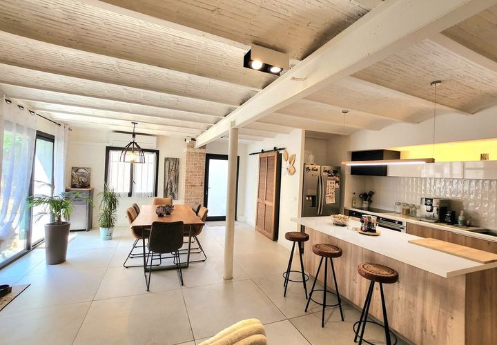 Lejlighed i Marseille, Bouches-du-Rhone, Marseille - € 325.000 | Ref: 11551CH138 - foto 1