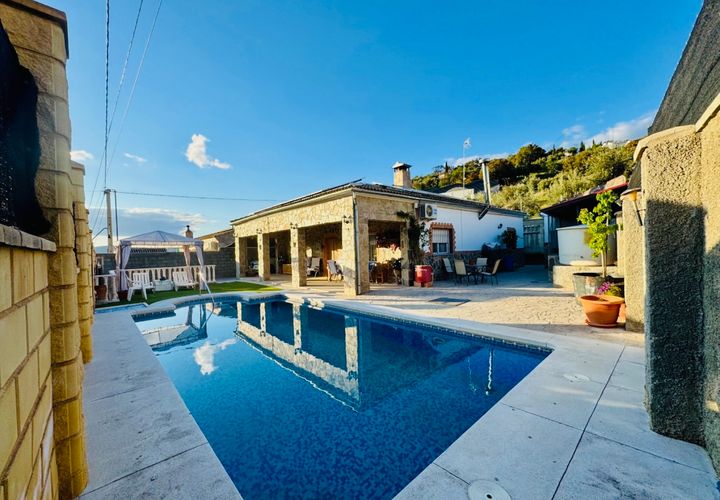 Villa a Iznajar, Cordoba, Iznajar - € 269.000 | Ref: ID1031 - foto 1