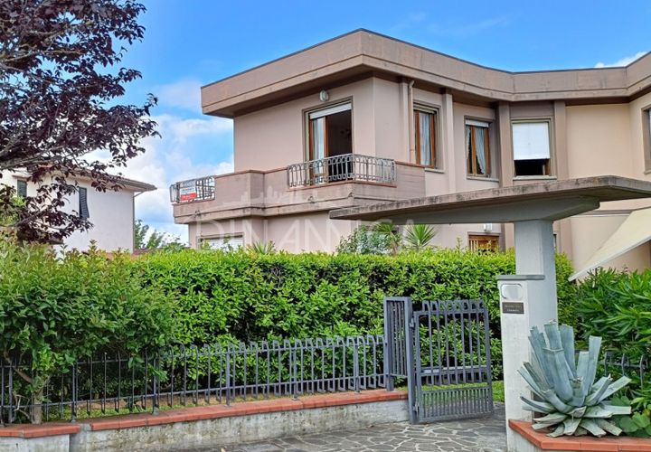 Lejlighed i Vinci, Florence, Vinci - € 230.000 | Ref: 1003-258L - foto 1