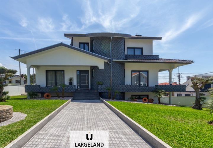 Villa i Pigeiros, Aveiro, Pigeiros - € 650.000 | Ref: CAS_1300 - foto 1