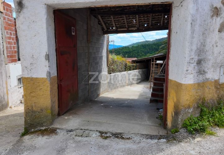 Villa i Miranda do Corvo, Coimbra, Miranda do Corvo - € 50.000 | Ref: ZMPT577078 - foto 1