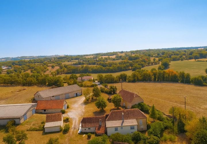 Villa a Montfaucon, Lot, Montfaucon - € 576.000 | Ref: 85957895 - foto 1