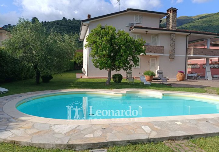 Villa i Camaiore, Lucca, Camaiore - € 1.250.000 | Ref: REA506 - foto 1
