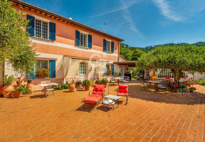 Landejendom i Massarosa, Lucca, Massarosa - € 2.200.000 | Ref: CBI129-2006-130485 - foto 1