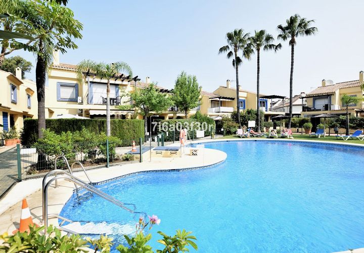 Byhus i Puerto Banus, Malaga, Puerto Banus - € 790.000 | Ref: R5061460 - foto 1