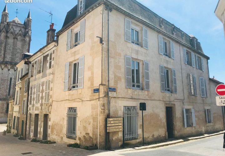 Villa i Poitiers, Vienne, Poitiers - € 399.000 | Ref: A5820 - foto 1